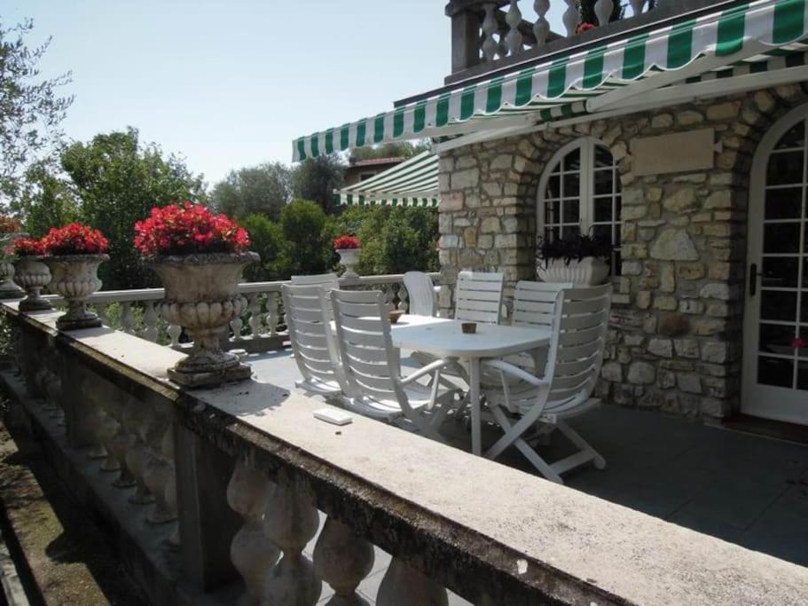 Villa Pinetina Gargnano Bagian luar foto