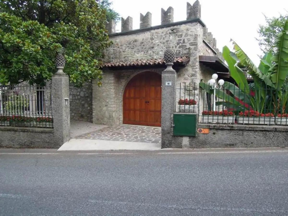 Villa Pinetina Gargnano Bagian luar foto