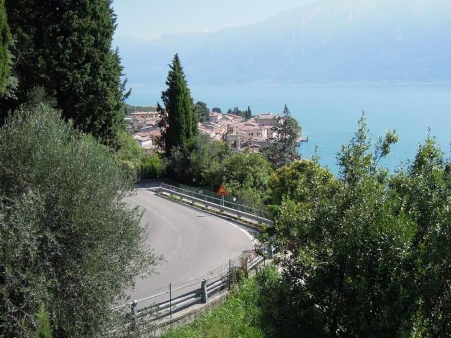 Villa Pinetina Gargnano Bagian luar foto
