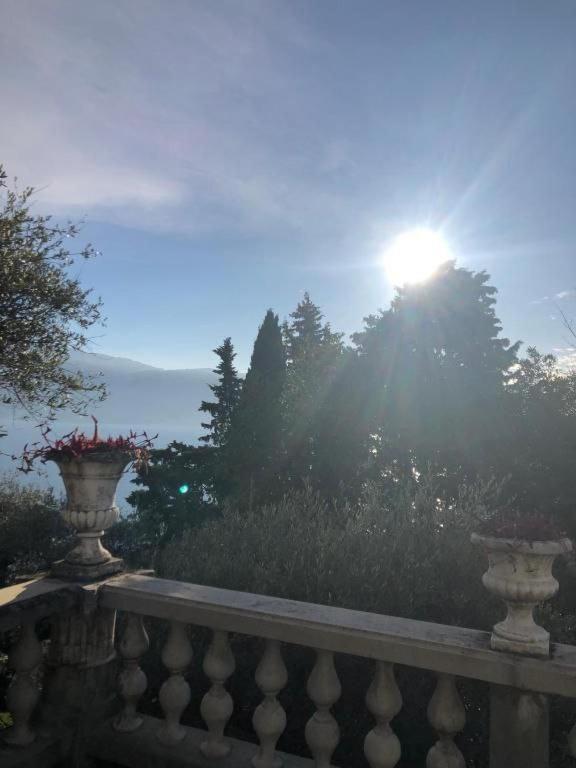 Villa Pinetina Gargnano Bagian luar foto