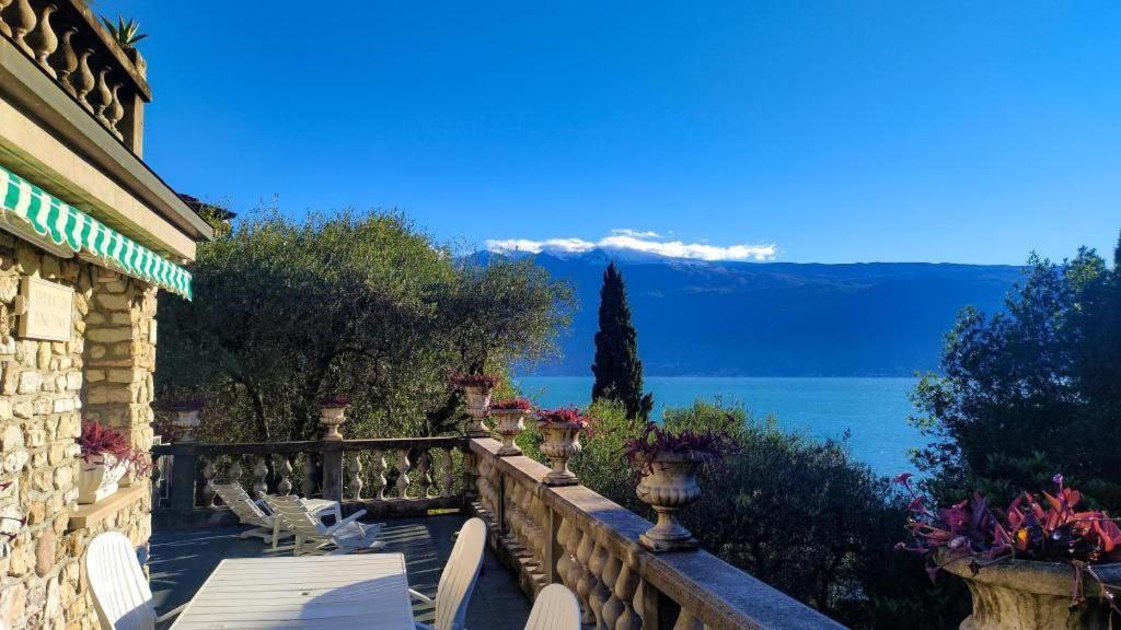 Villa Pinetina Gargnano Bagian luar foto